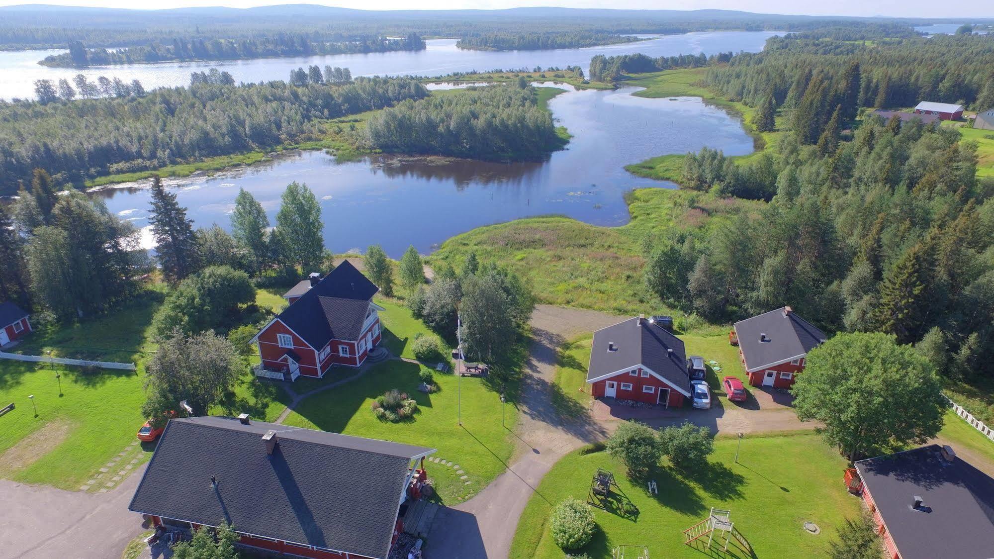 Holiday Village Kuukiuru Vuostimo Екстер'єр фото